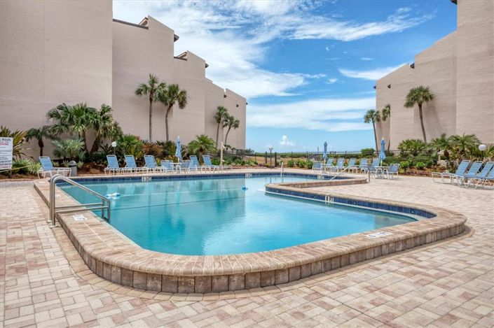 Image No.36-2 Bed Property for sale