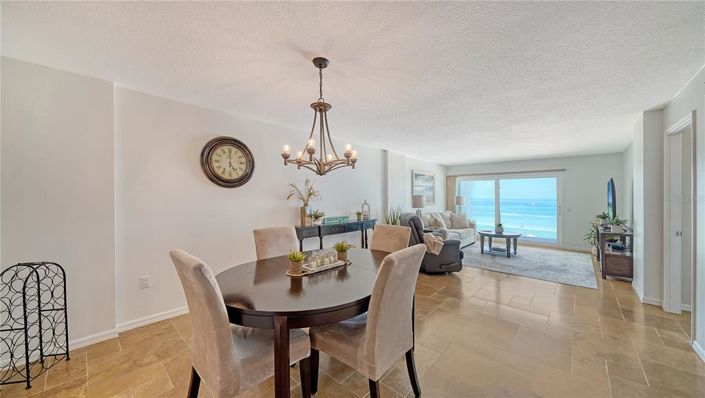 Image No.12-2 Bed Property for sale