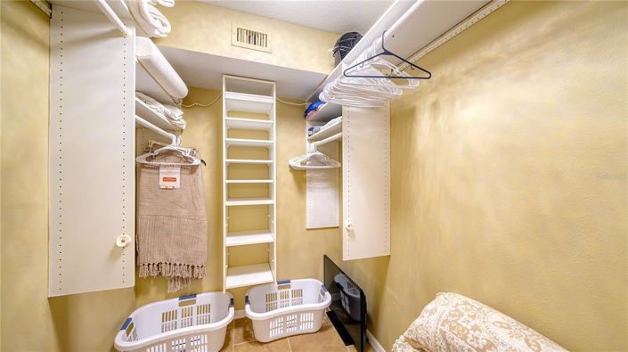 Image No.24-2 Bed Property for sale