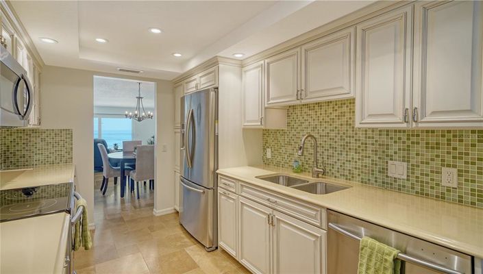 Image No.8-2 Bed Property for sale