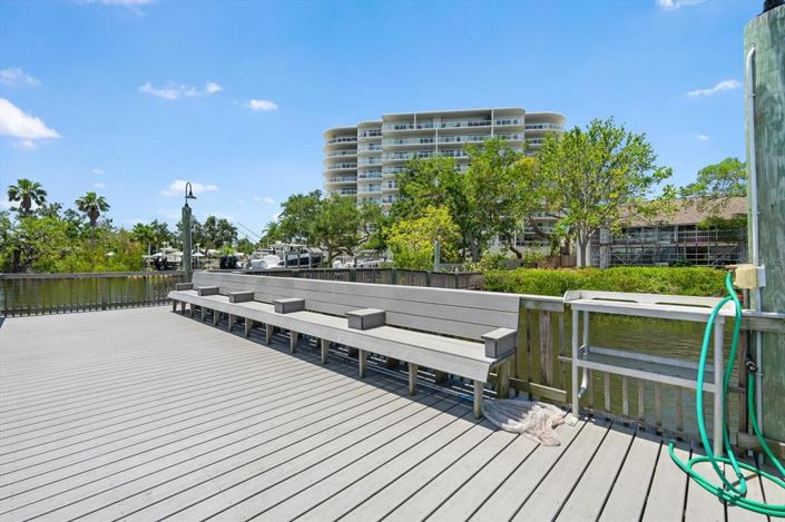 Image No.52-2 Bed Property for sale