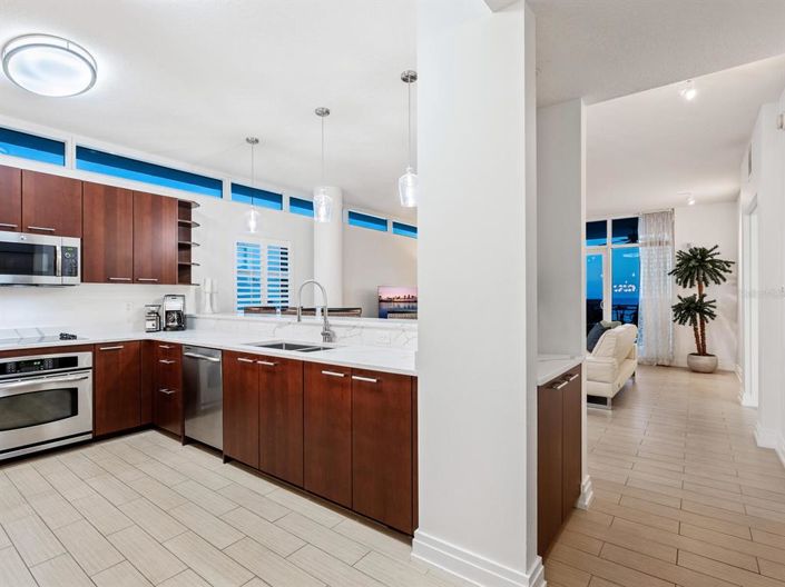 Image No.49-3 Bed Property for sale