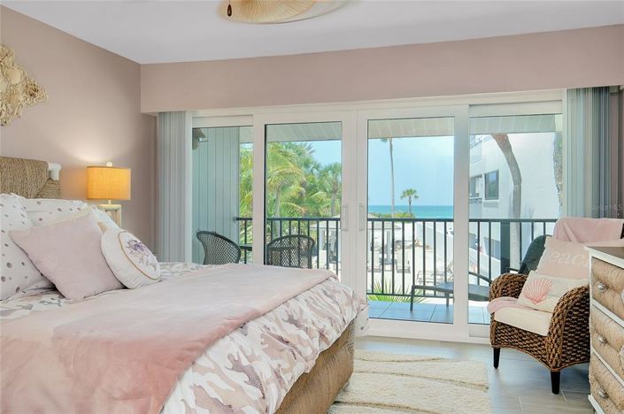 Image No.42-3 Bed Property for sale