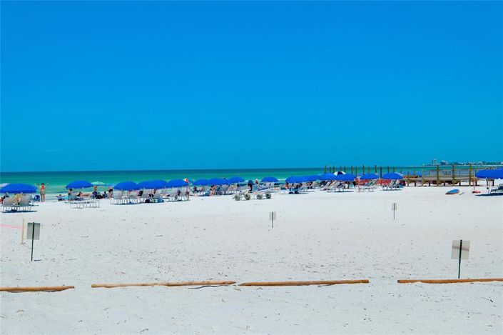 Image No.78-3 Bed Property for sale