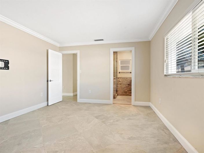 Image No.16-Propriété de 2 chambres à vendre à Sarasota