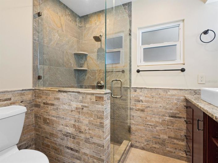 Image No.18-Propriété de 2 chambres à vendre à Sarasota