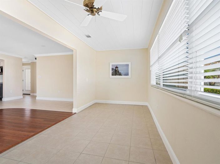 Image No.9-Propriété de 2 chambres à vendre à Sarasota