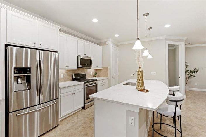 Image No.18-3 Bed Property for sale