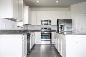 Image No.12-3 Bed Property for sale