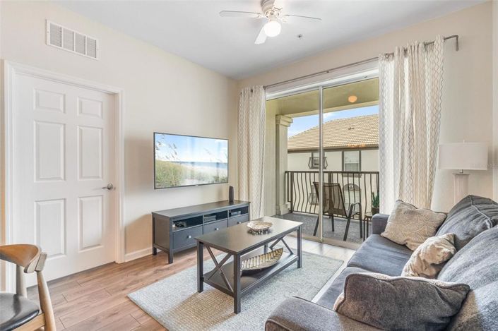 Image No.4-Propriété de 3 chambres à vendre à Orlando