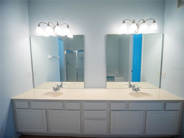 Image No.15-Propriété de 2 chambres à vendre à Orlando