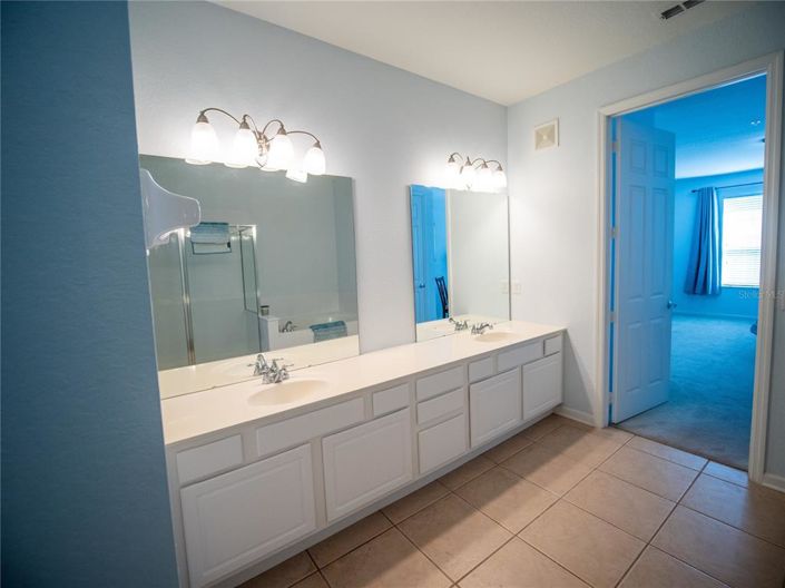 Image No.17-Propriété de 2 chambres à vendre à Orlando