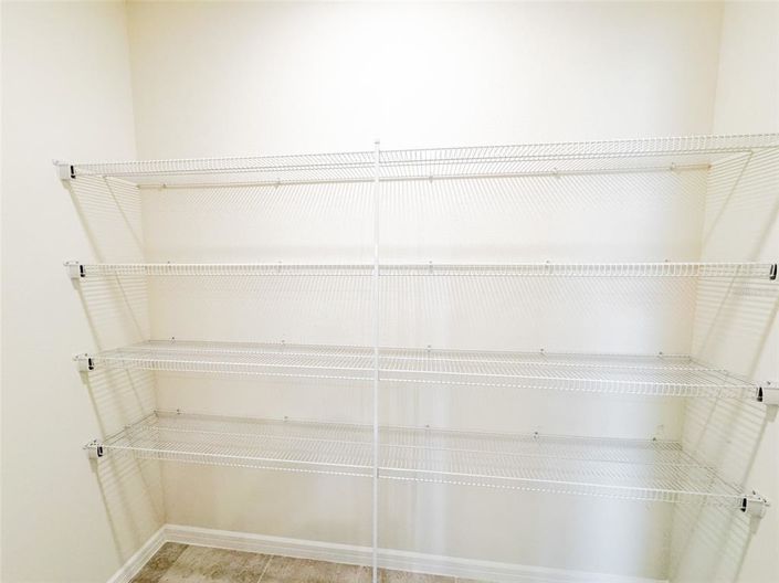 Image No.30-4 Bed Property for sale