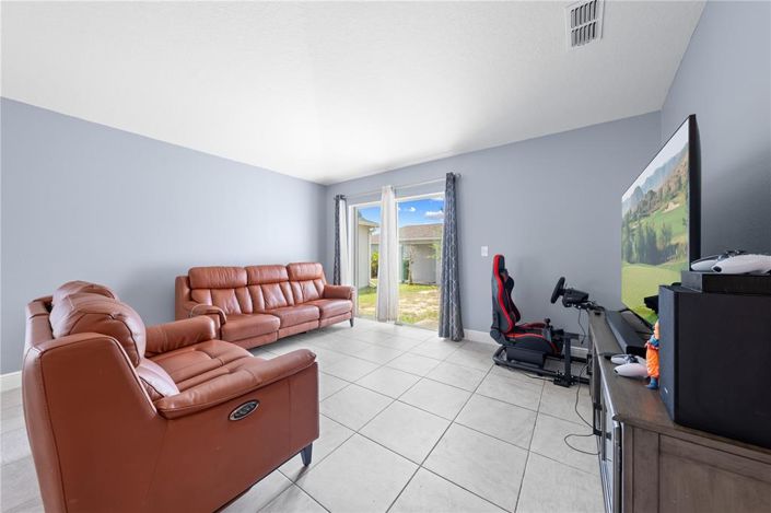 Image No.7-Propriété de 3 chambres à vendre à Davenport