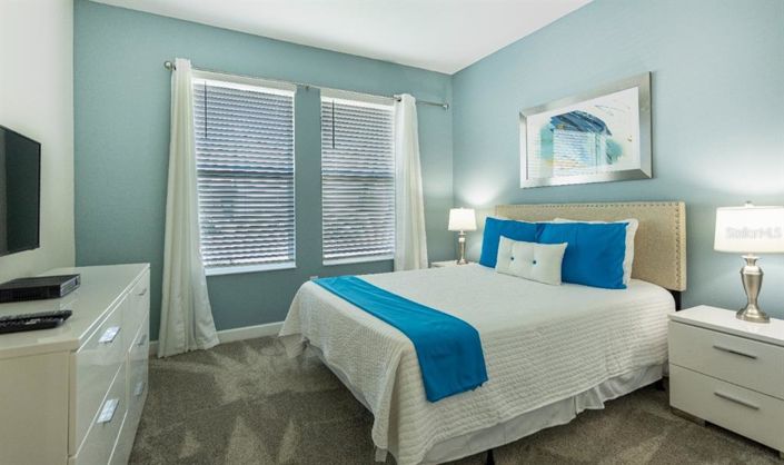 Image No.55-6 Bed Property for sale