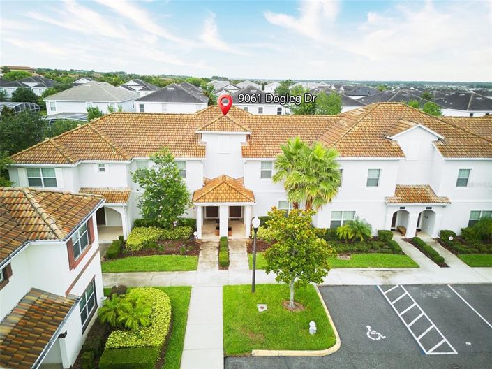 Image No.1-4 Bed Townhouse for sale