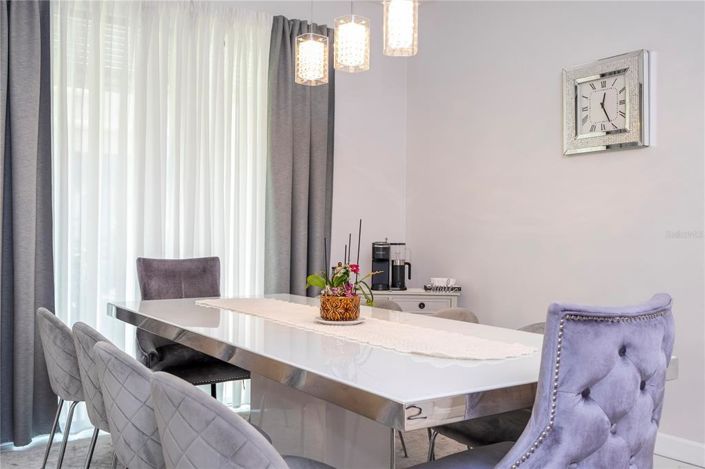 Image No.34-6 Bed Townhouse for sale