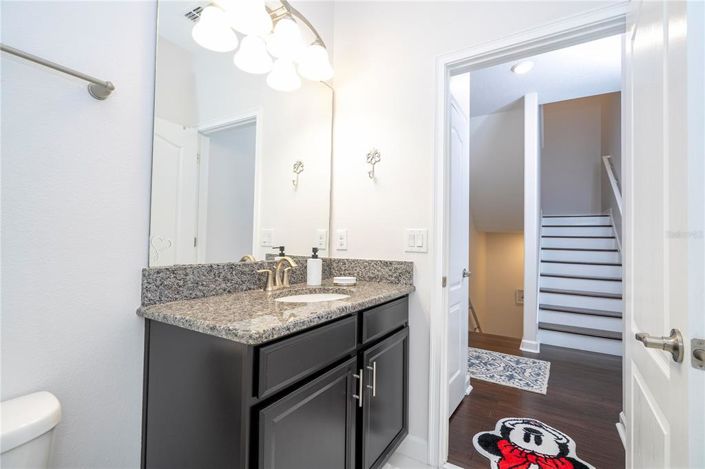 Image No.65-6 Bed Townhouse for sale