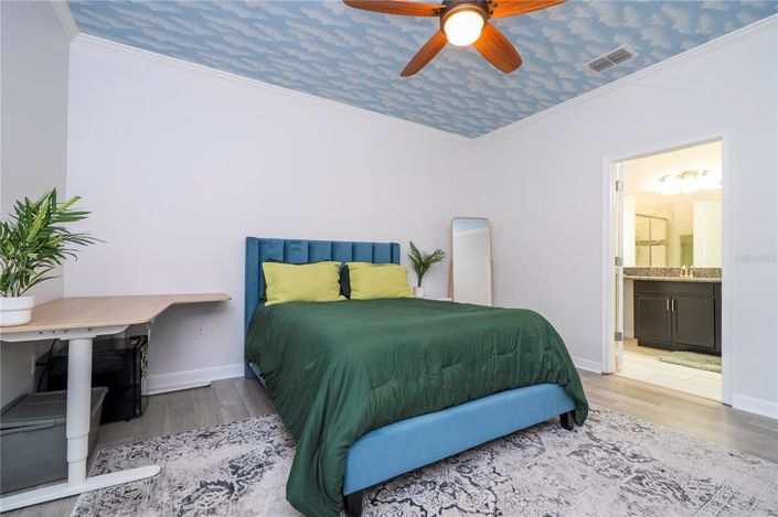 Image No.67-6 Bed Townhouse for sale