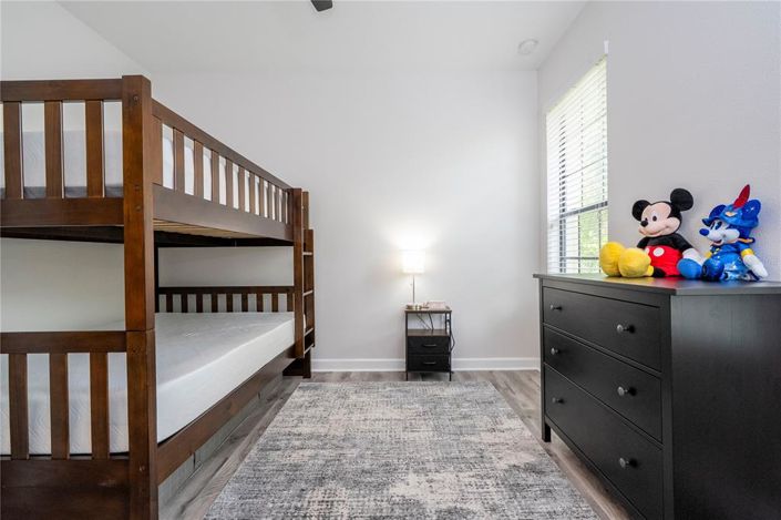 Image No.73-6 Bed Townhouse for sale