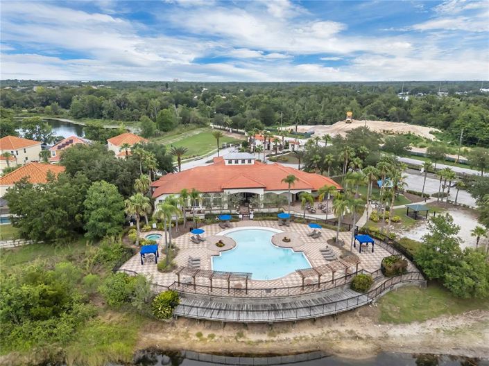 Image No.62-6 Bed Property for sale