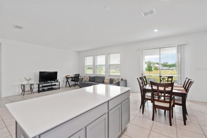 Image No.11-Propriété de 4 chambres à vendre à Kissimmee