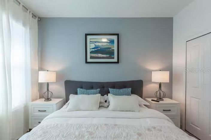 Image No.15-5 Bed Property for sale