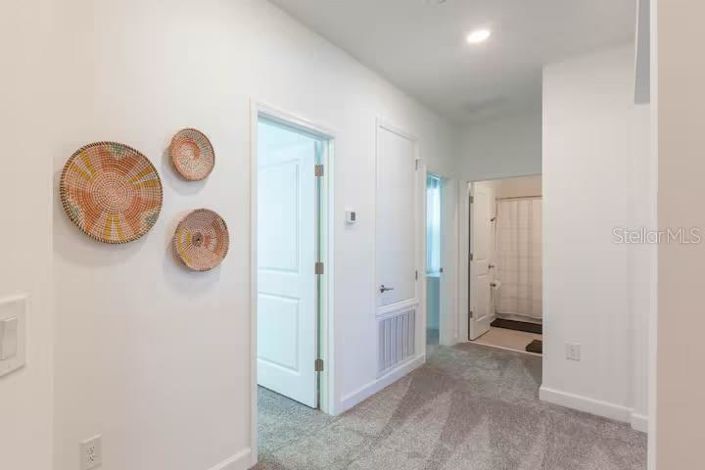 Image No.23-5 Bed Property for sale