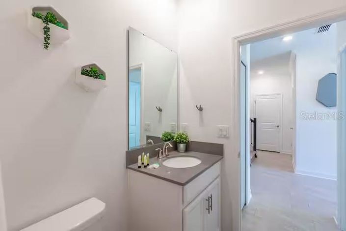 Image No.57-5 Bed Property for sale