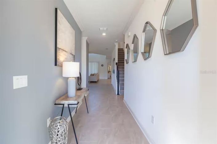 Image No.9-5 Bed Property for sale