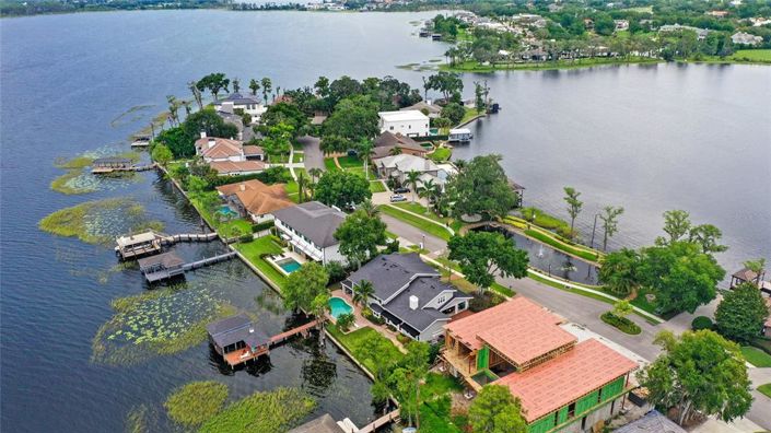 Image No.1-4 Bed Property for sale