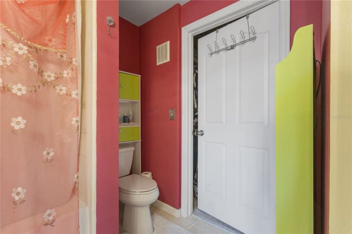 Image No.14-3 Bed Property for sale