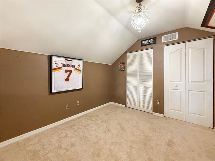 Image No.21-3 Bed Property for sale