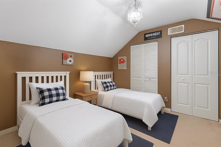 Image No.22-3 Bed Property for sale