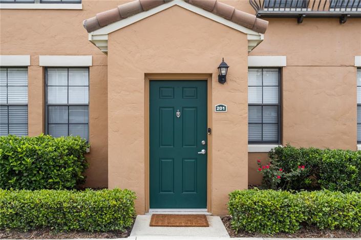 Image No.3-3 Bed Property for sale