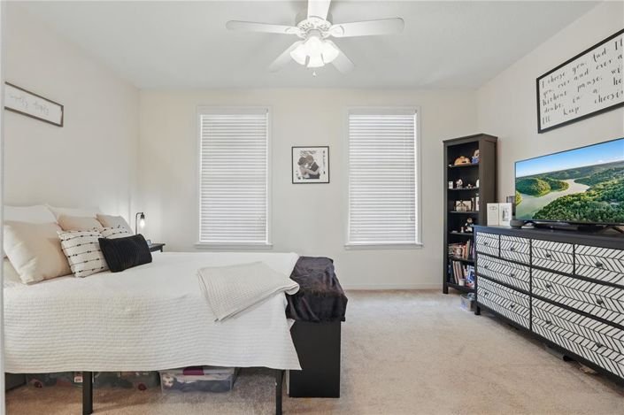 Image No.15-2 Bed Property for sale