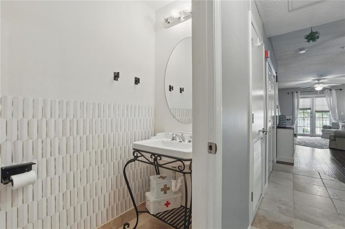 Image No.3-2 Bed Property for sale