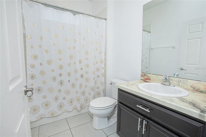 Image No.14-5 Bed Property for sale