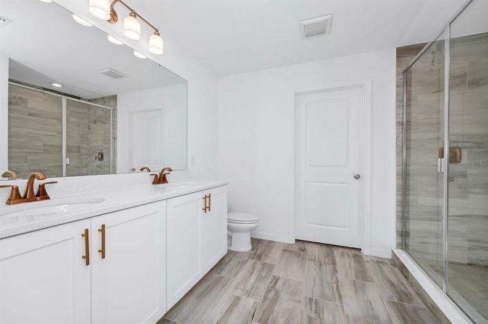 Image No.19-Propriété de 4 chambres à vendre à Davenport