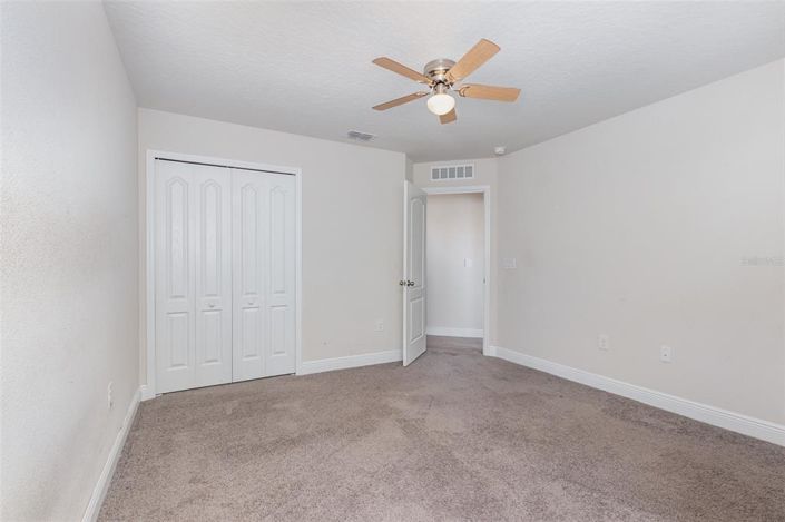 Image No.12-5 Bed Property for sale