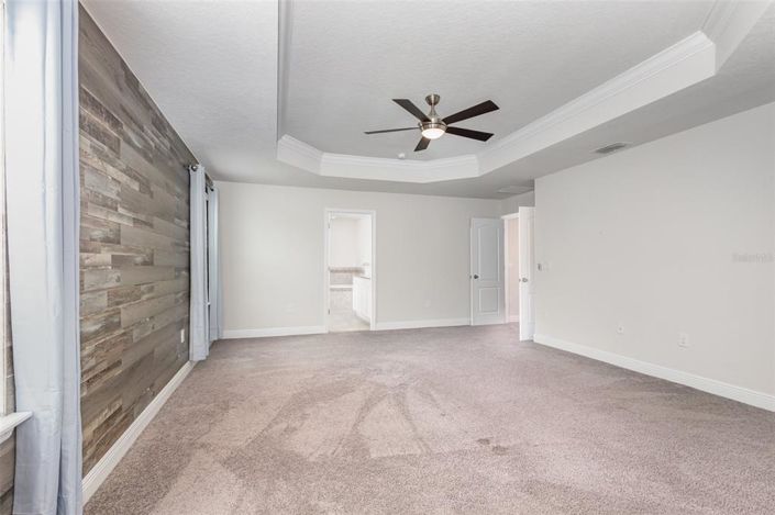 Image No.16-5 Bed Property for sale