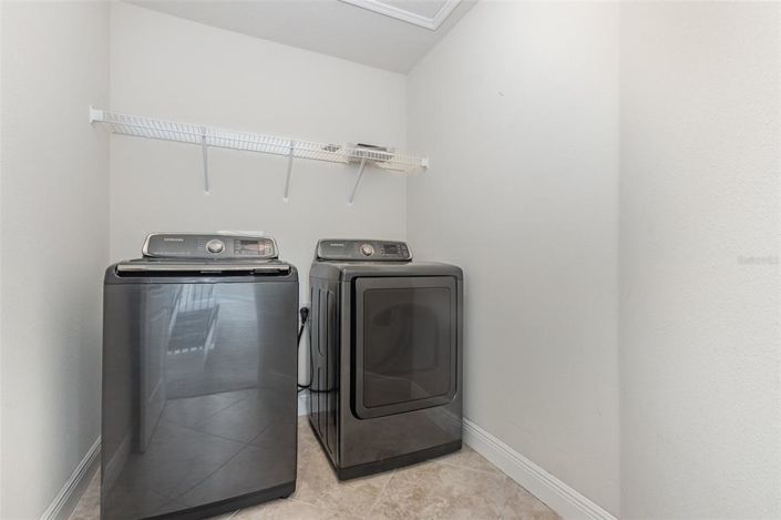 Image No.19-5 Bed Property for sale