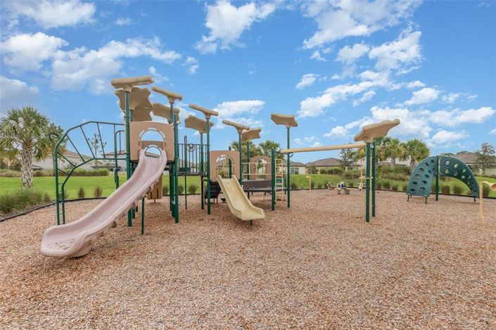 Image No.24-5 Bed Property for sale