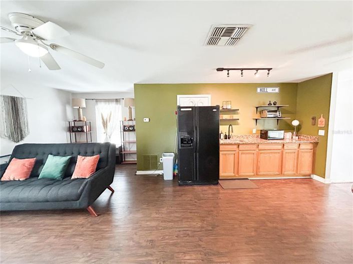 Image No.25-4 Bed Property for sale