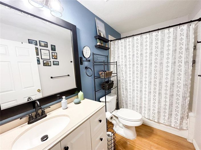 Image No.33-4 Bed Property for sale