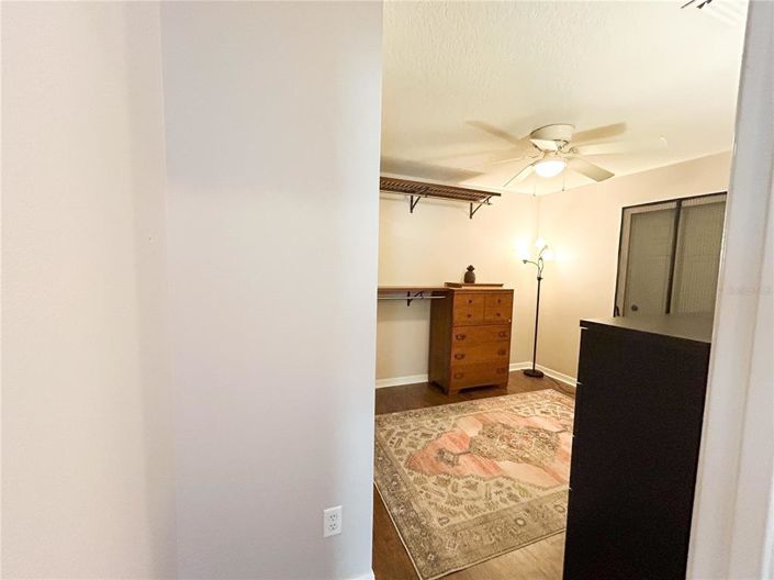 Image No.35-4 Bed Property for sale