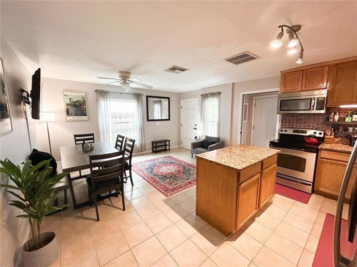 Image No.7-4 Bed Property for sale