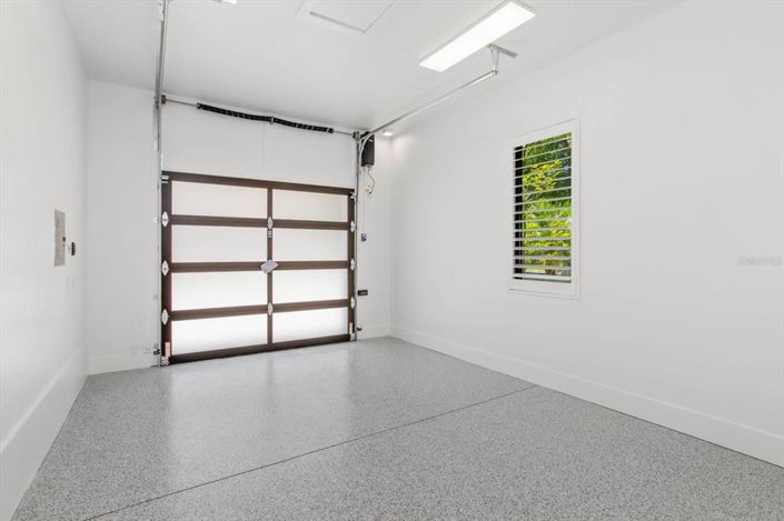 Image No.46-5 Bed Property for sale