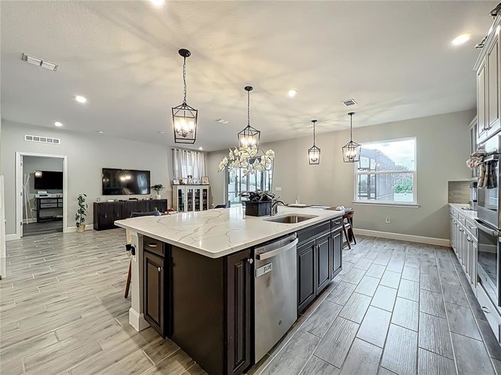 Image No.16-5 Bed Property for sale