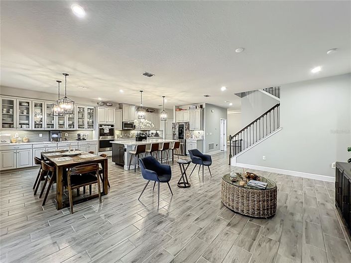 Image No.22-5 Bed Property for sale